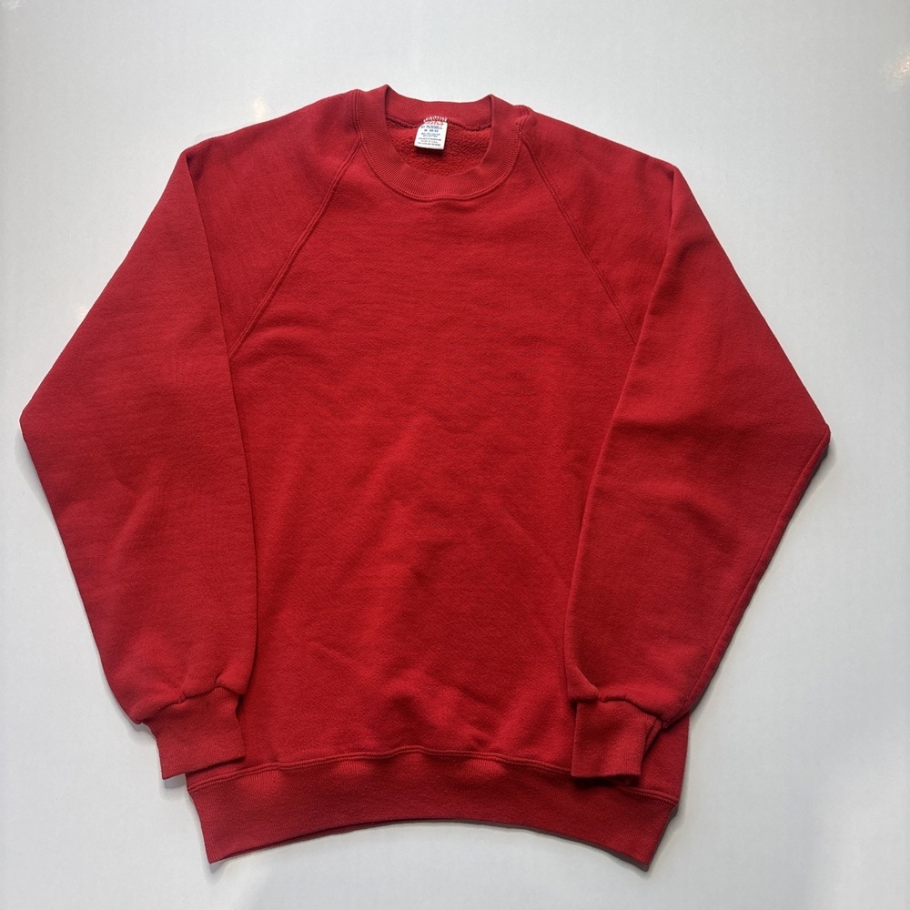 Basics by Russell Athletics Vintage 90s Raglan Style Red Blank Faded Sweat M USA